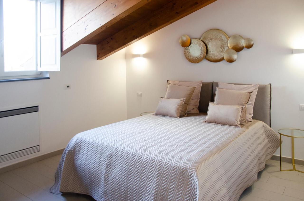 Donna Elena Bed & Breakfast *